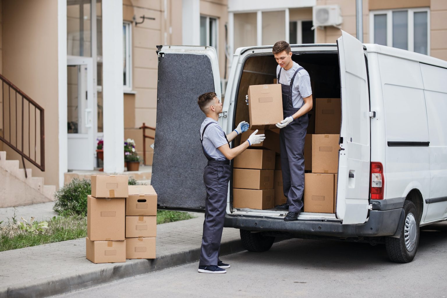 How Nearby Unpacking Help Can Turn Your Move Into a Breeze