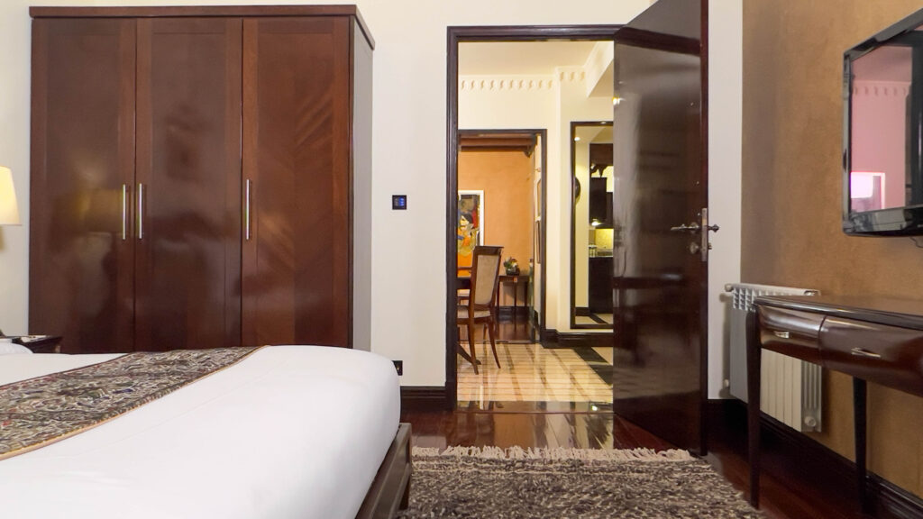 Experience Luxury at Park View Hotel Gulberg Lahore – Where Elegance Meets Comfort